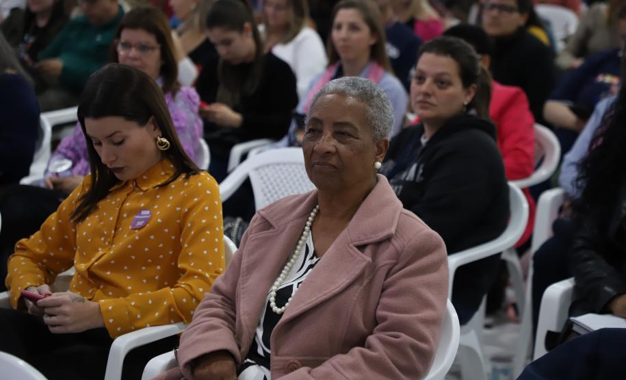 Caravana Paraná Unido Pelas Mulheres contou com grande adesão em todo o Estado