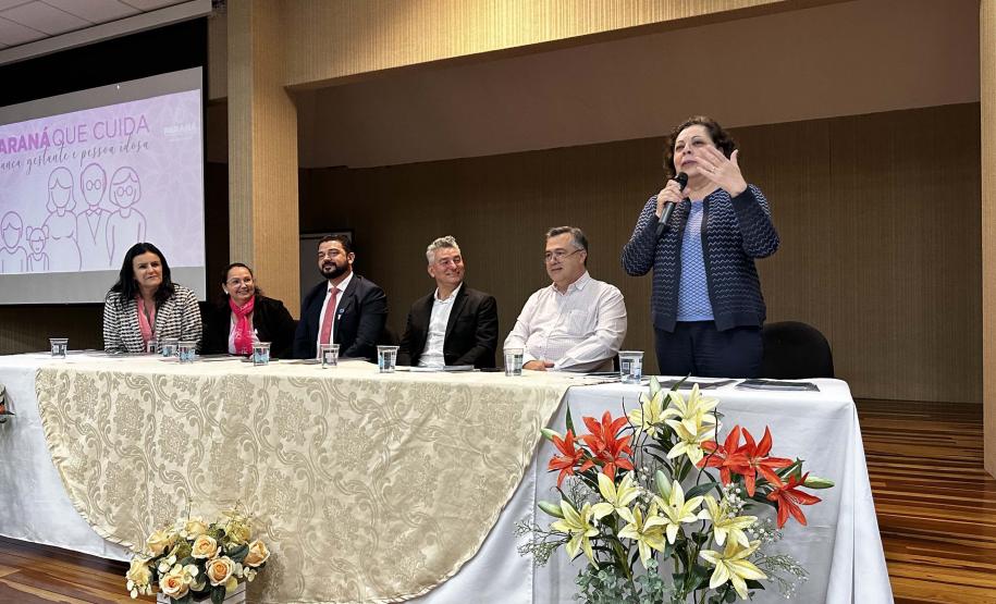 Saúde apresenta novas Cadernetas do Idoso, Crianças e Gestantes na Grande Curitiba