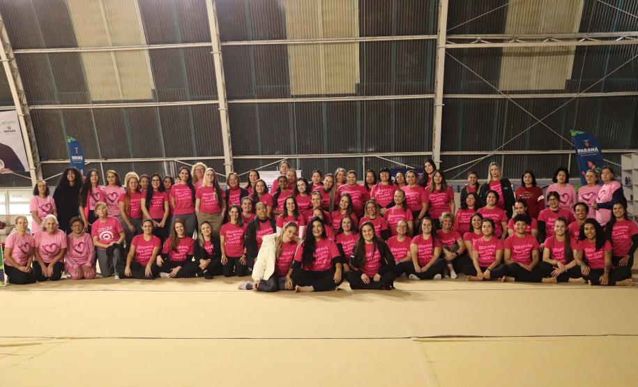 Paraná Rosa: Esporte promove evento de conscientização para servidoras e comunidade