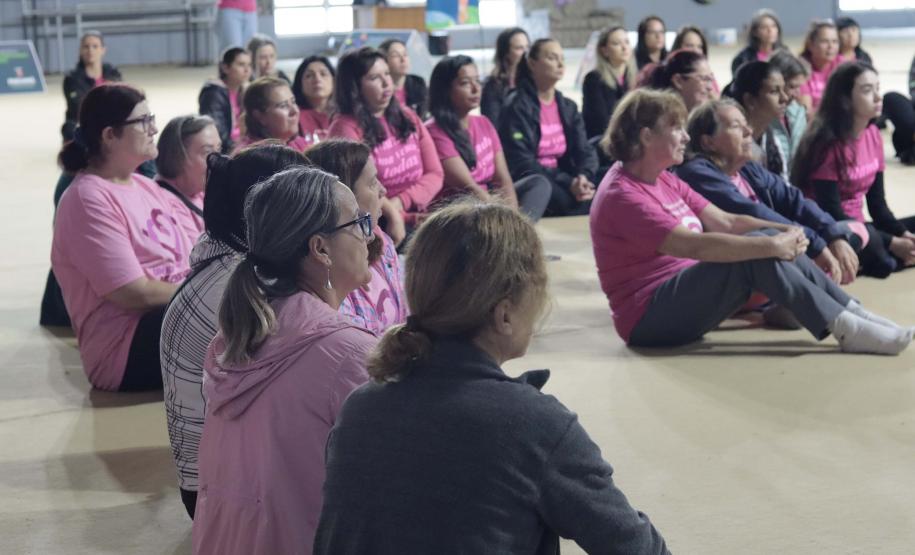 Paraná Rosa: Esporte promove evento de conscientização para servidoras e comunidade