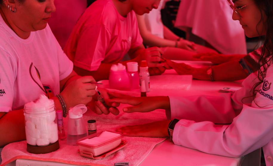 Com foco na saúde da mulher, Governo do Estado promove a 1ª etapa do Paraná Rosa em Ação