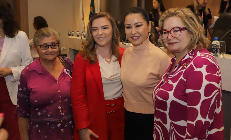 Em solenidade de posse, nova gestão do Conselho dos Direitos da Mulher é diplomada