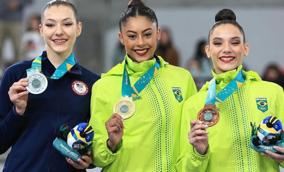 Bárbara Domingos é ouro na ginástica rítmica em Santiago; Maria Eduarda é bronze