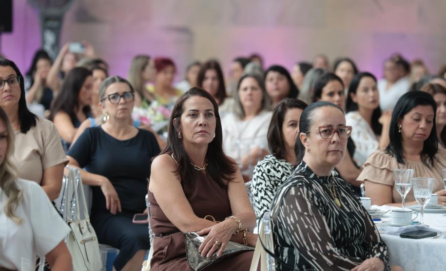 Encontro com 130 primeiras-damas fortalece diálogo entre Estado e municípios