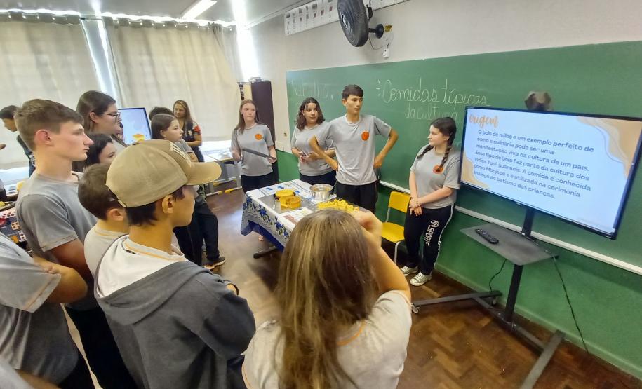 Equidade racial: 23 escolas recebem o Selo ERER Enedina Alves Marques do Governo