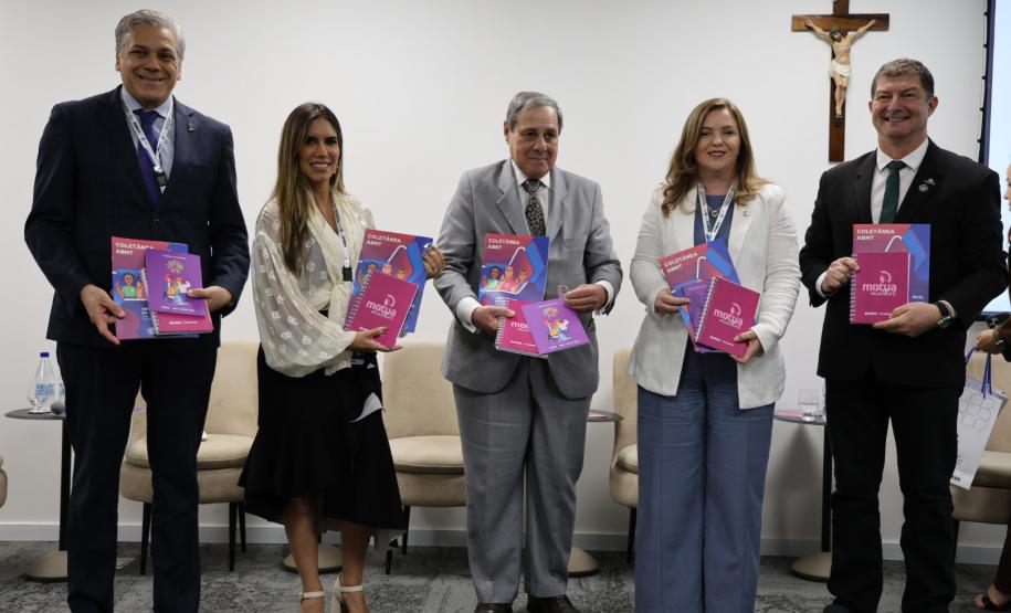 Ações do Paraná para conter violência à mulher são destaque em seminário nacional