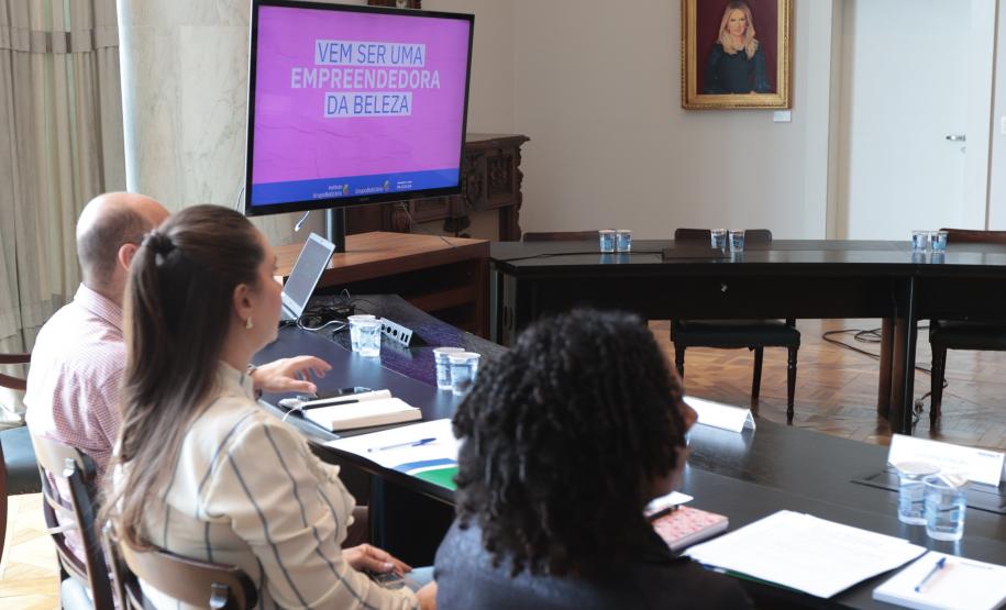 Projeto Empreendedoras da Beleza passará por mais cinco municípios em 2025