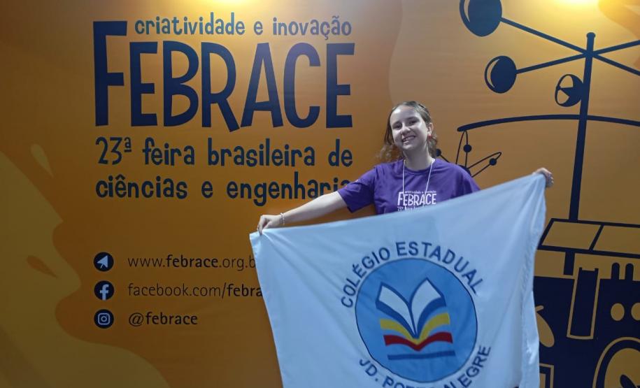Aluna de escola estadual é premiada na maior feira de ciências do Brasil