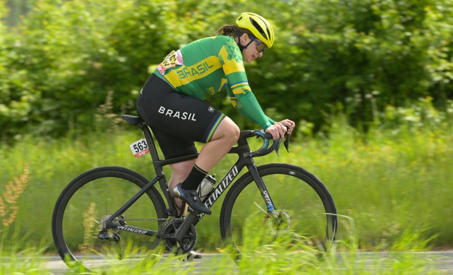 Com apoio do Estado, paranaense é campeã geral da Copa do Mundo de Paraciclismo