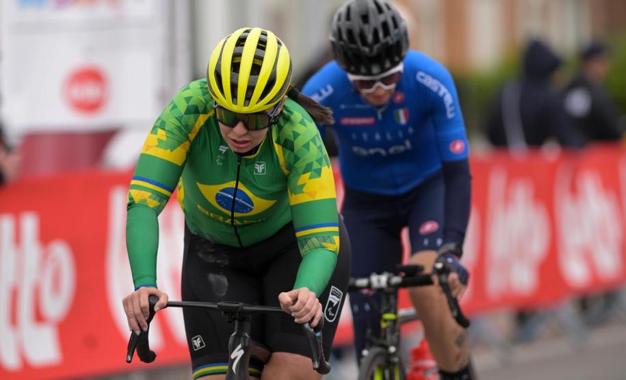 Com apoio do Estado, paranaense é campeã geral da Copa do Mundo de Paraciclismo