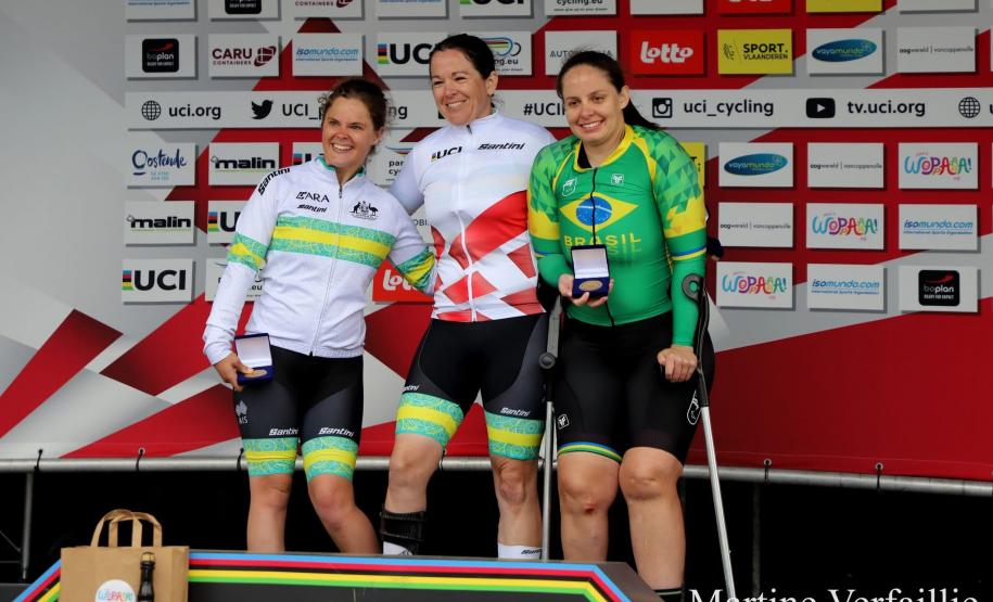 Com apoio do Estado, paranaense é campeã geral da Copa do Mundo de Paraciclismo