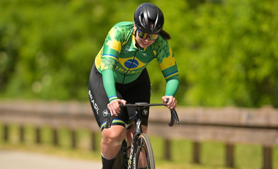 Com apoio do Estado, paranaense é campeã geral da Copa do Mundo de Paraciclismo
