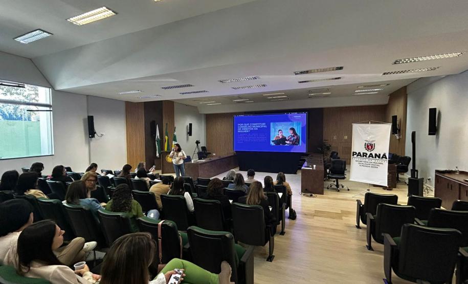 Capacitações do Estado incentivam cidades a investirem nas políticas para mulheres