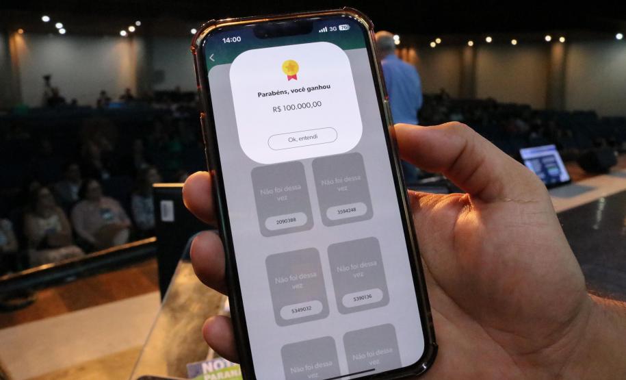 Nota Paraná: moradora de Cascavel leva prêmio de R$ 100 mil e curitibana ganha R$ 50 mil
