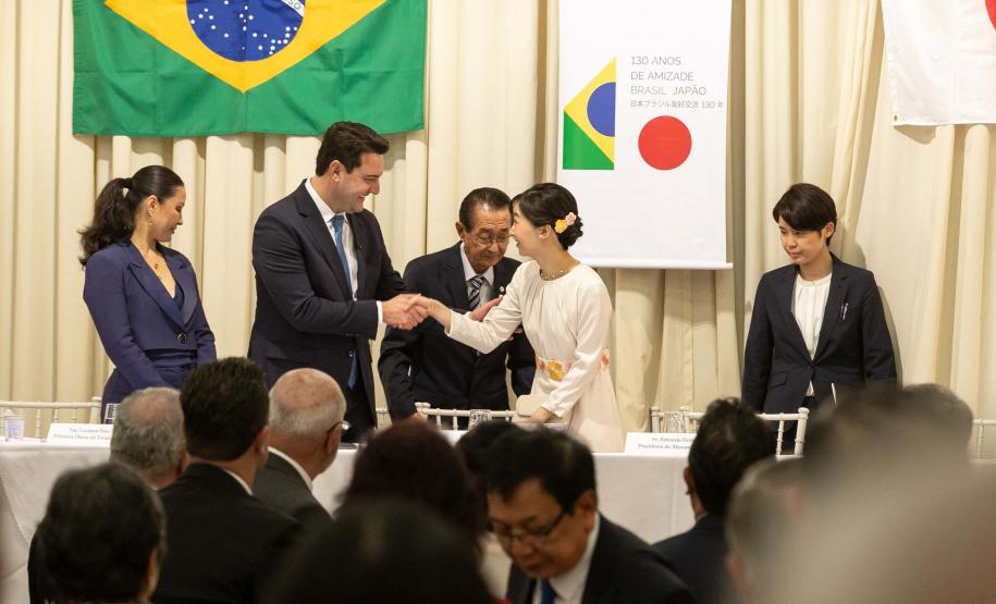 Laços históricos: governador destaca parceria do Paraná com Japão em visita da princesa