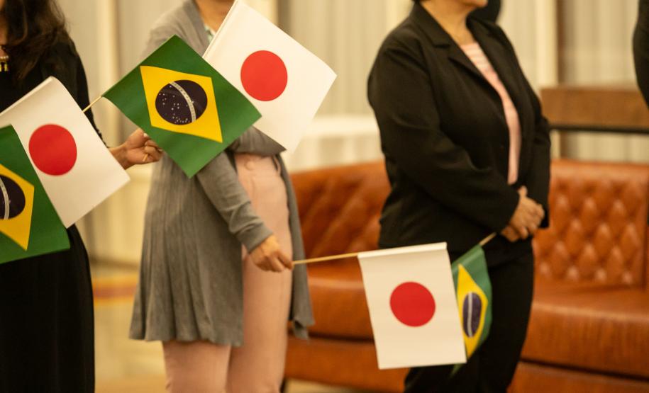Princesa Kako de Akishino exalta memória dos imigrantes japoneses em visita a Maringá