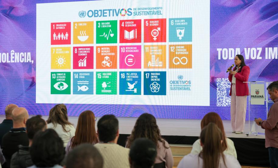 Agosto Lilás: Estado orienta servidores sobre combate à violência contra a mulher