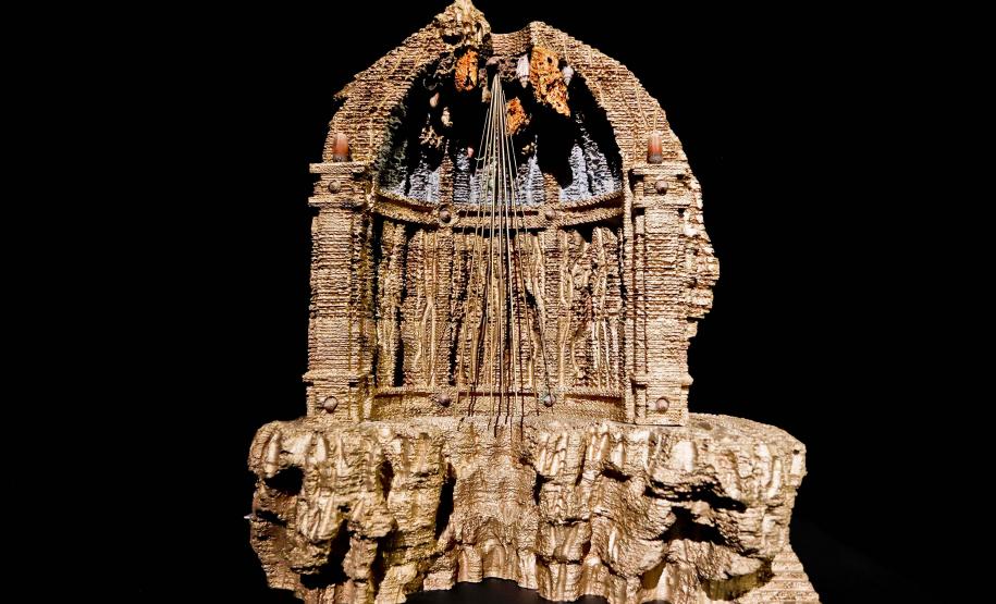 Mostra da artista francesa Eva Jospin fica em cartaz no MON até domingo