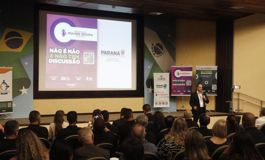 Policiais dialogam com 42 mil homens em ação de combate à violência contra a mulher