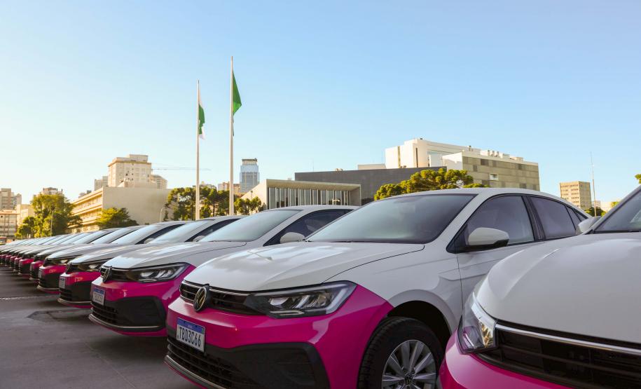 Mais 82 cidades do Paraná vão receber veículos para fortalecer políticas para mulheres