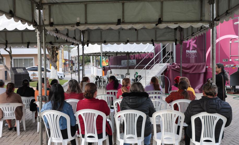 Carreta Saúde da Mulher facilita acesso a mulheres do campo no Vale da Ribeira