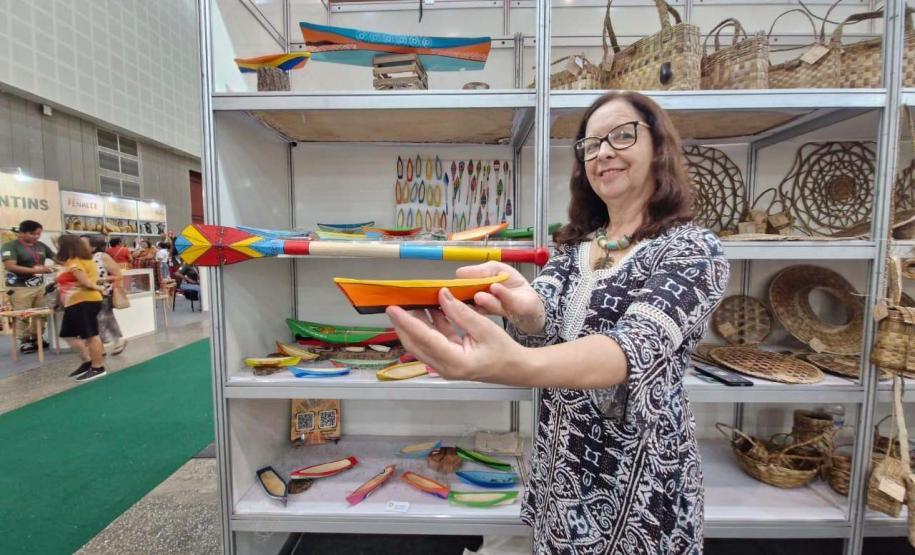 Delegação formada só por mulheres representa o Paraná na maior feira de artesanato do Brasil