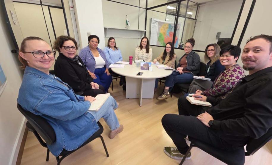 Referência: comitiva de Goiás conhece modelo de atendimento materno-infantil do Paraná