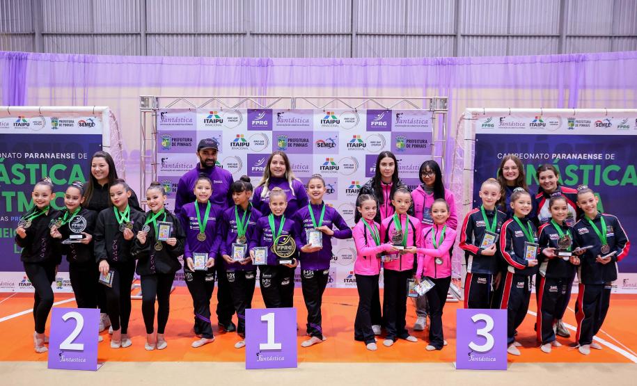 Sanepar apoia equipe de ginástica rítmica que vai disputar a Copa Sul-Americana