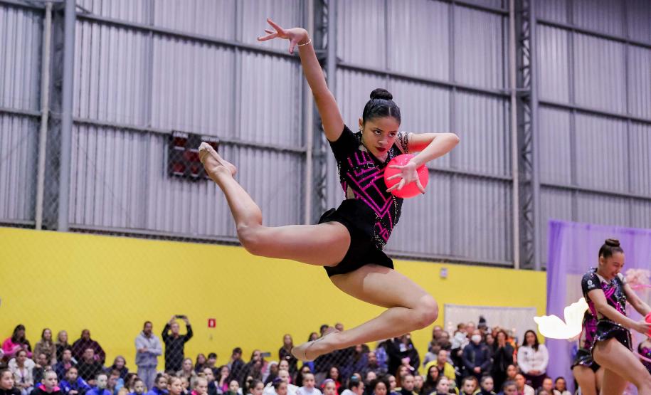 Sanepar apoia equipe de ginástica rítmica que vai disputar a Copa Sul-Americana