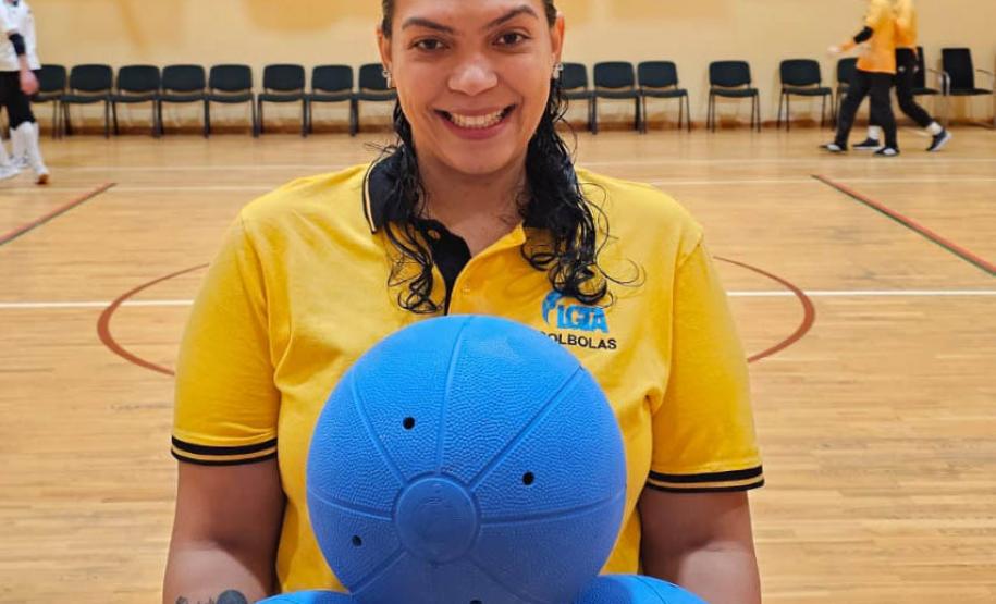 Lição para todos: professora paranaense inspira alunos com valores do esporte paralímpico