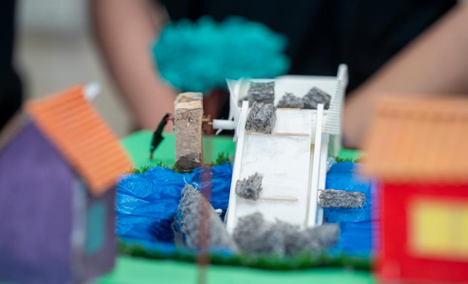 Alunas de Campo Largo levam projeto a evento nacional de empreendedorismo jovem