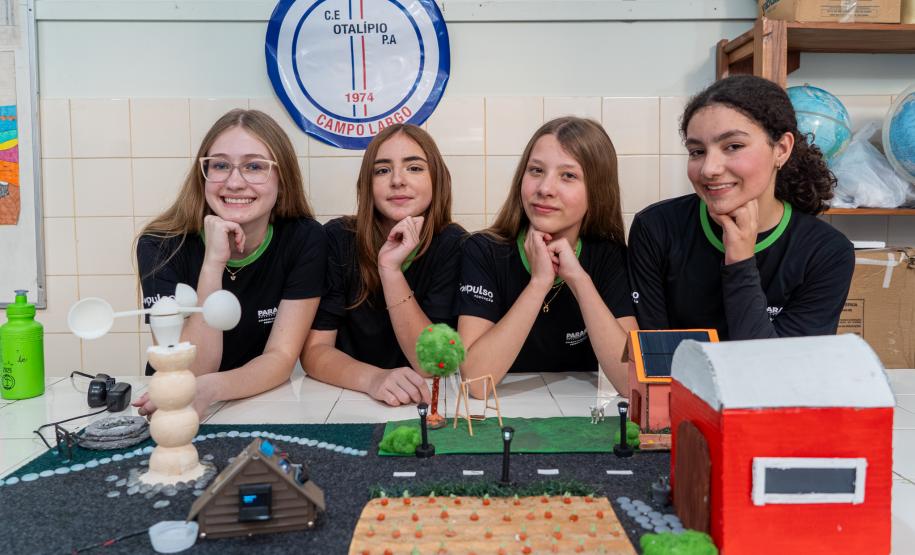 Alunas de Campo Largo levam projeto a evento nacional de empreendedorismo jovem