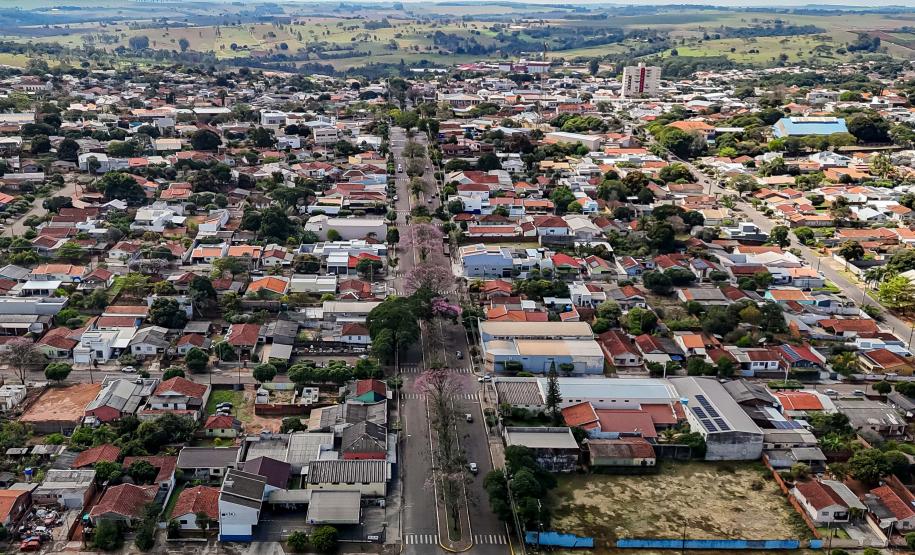 Maria e João lideram o ranking de nomes no Paraná; confira os 60 mais comuns - Imagem ilustrativa de Cruzeiro do Oeste