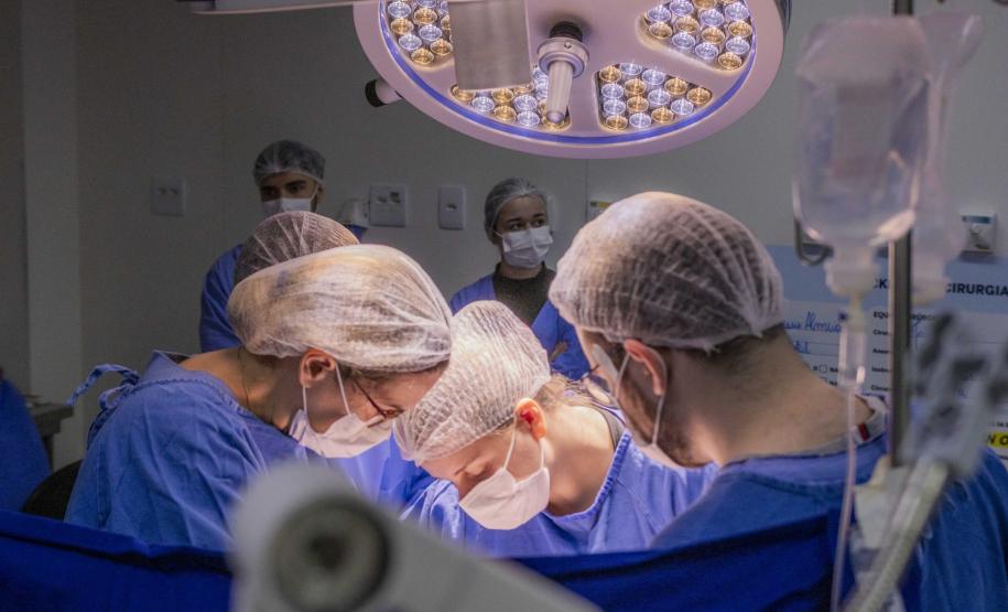 Número de laqueaduras e vasectomias mais que dobra no SUS do Paraná em dois anos