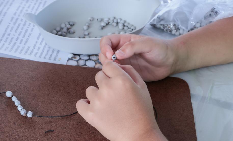 Oficinas de artesanato movimentam o Litoral durante o Verão Maior Paraná