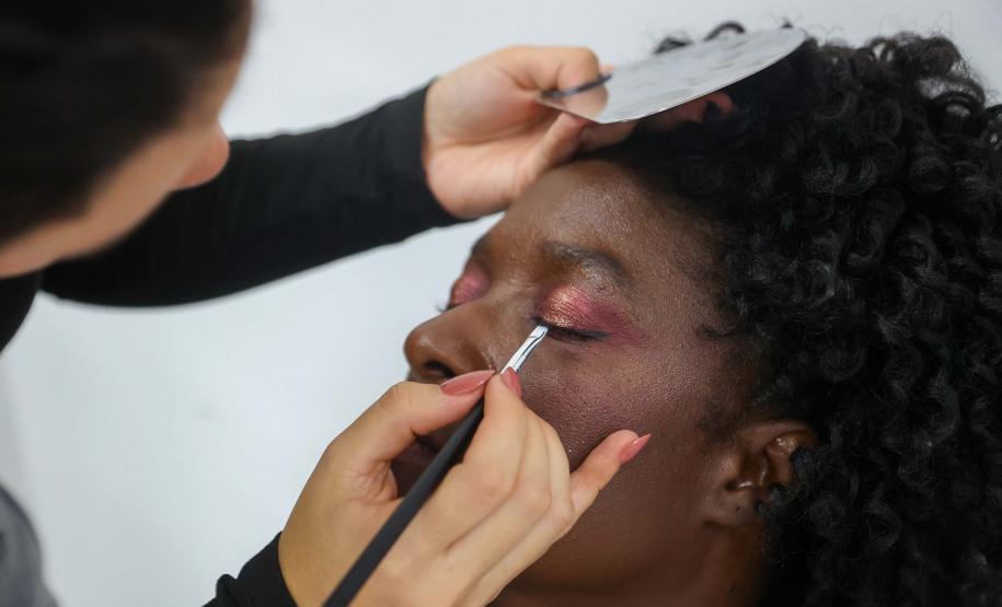 Programa Empreendedoras da Beleza terá nova edição em 2026; inscrições abrem na sexta