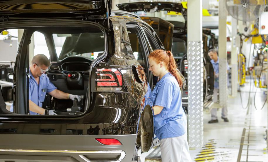 Mulheres do Paraná tiveram maior aumento de salários do Sul e Sudeste em 2025